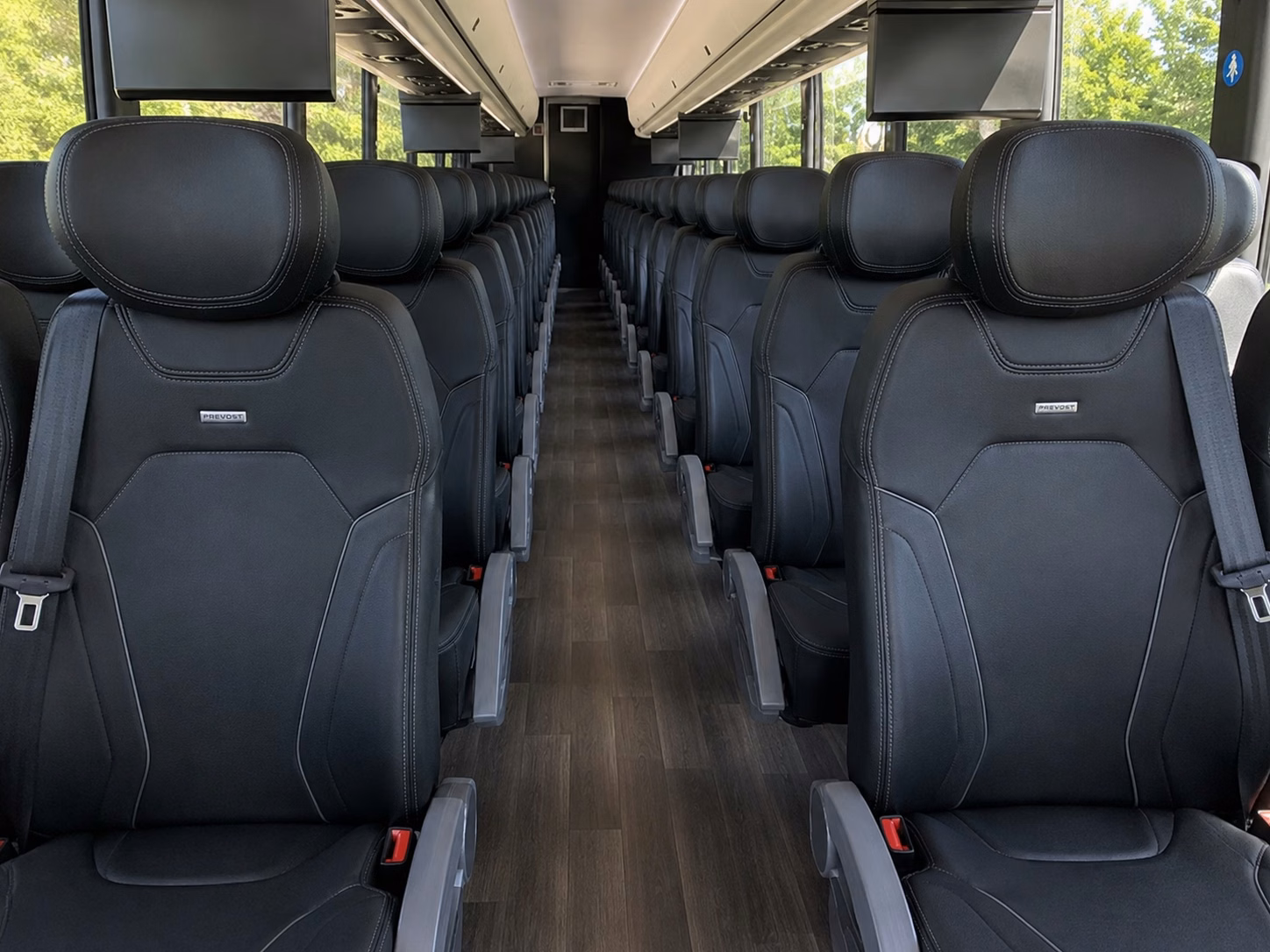 wichita airport transfers for wedding guests flying in